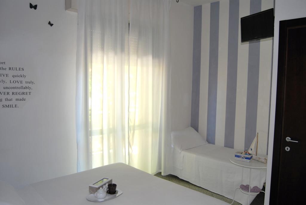 Hotel Abay Rimini Exterior foto